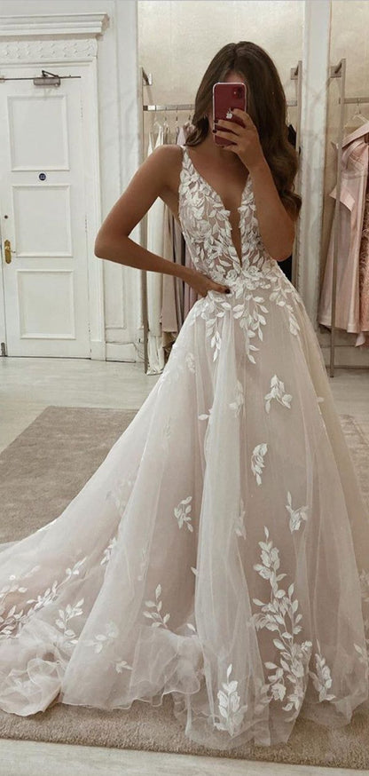 A-line Lace Dream Romantic Long Wedding Dresses fg3523 A-line Lace Dream Romantic Long Wedding Dresses fg3523