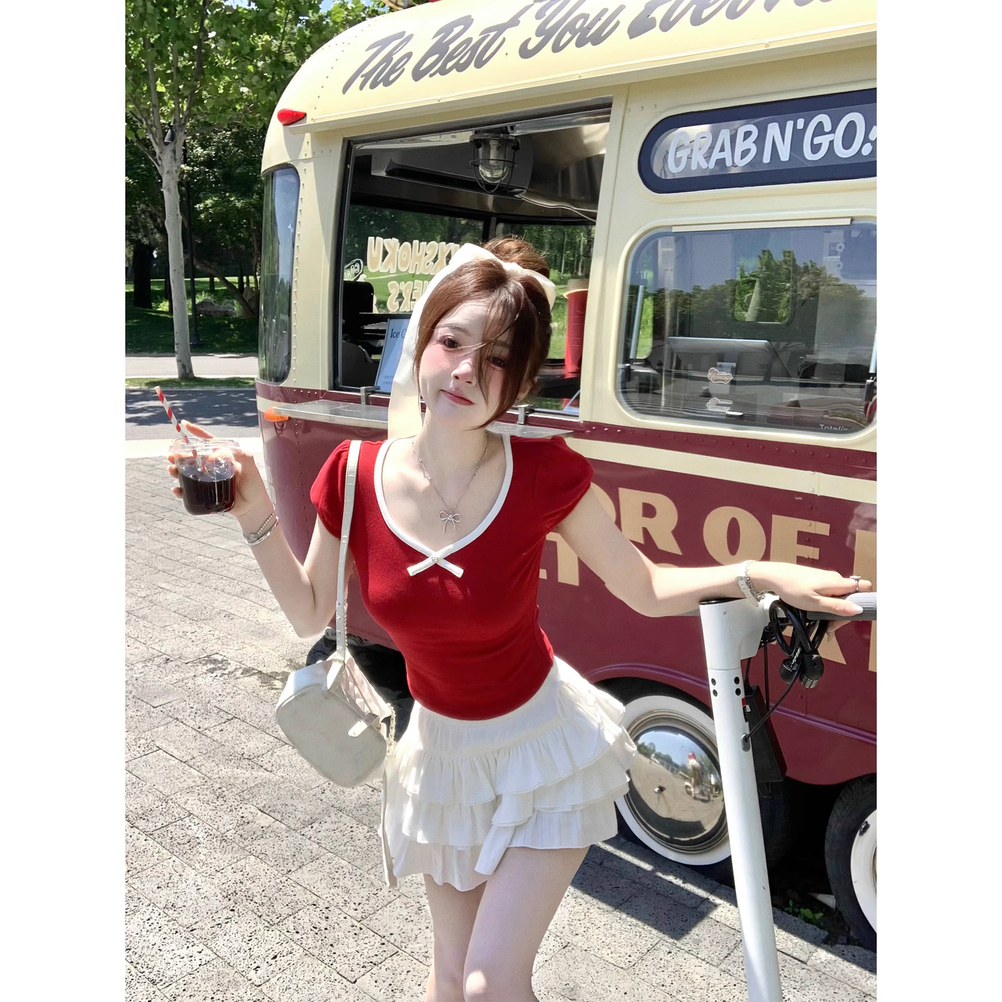 Red T-shirt for spring A52