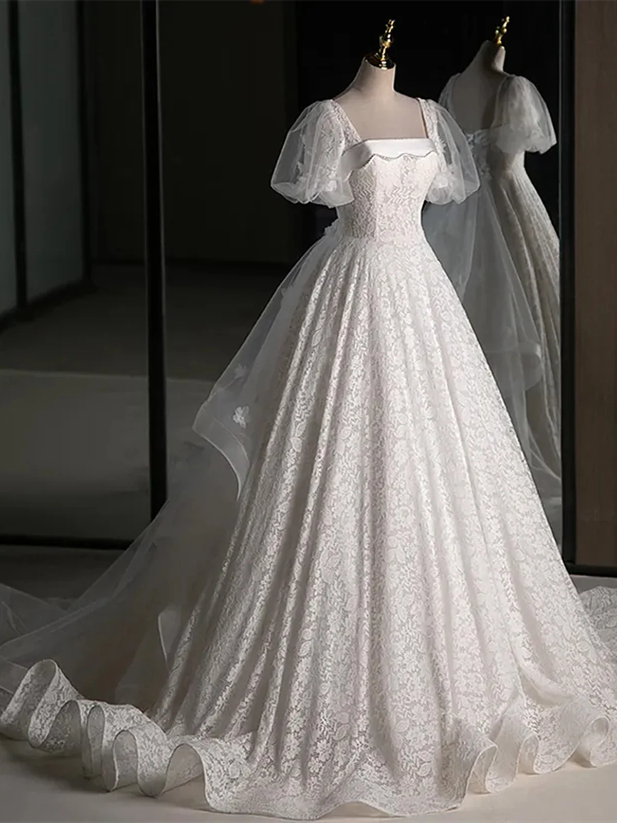Elegant White Lace A-Line Wedding Party Dress with Puff Sleeves, White Lace Formal Gown  fg8732