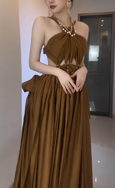 Halter Cutout Chiffon A-Line Evening Dress With Beaded Neckline fg8769