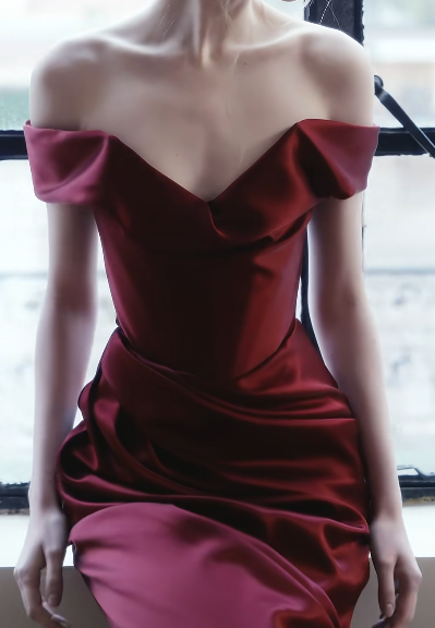 Portrait  V-Neck Draped Satin Mermaid Evening Gown fg8832