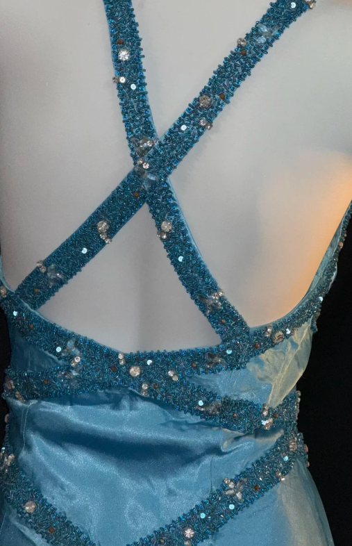 Halter V-Neck Beaded Mermaid Satin Prom Dress fg8850