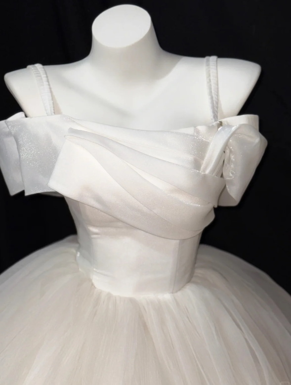 Off Shoulder Asymmetrical Tulle Short Wedding Dress fg8851