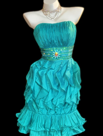 Strapless Beaded Waist Ruffled Chiffon Short Homecoming Dress fg8860