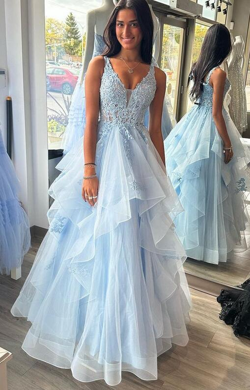 Ball Gown V-neck Long Sleeves Floor-Length Lace Tulle Prom Dresses main image 0