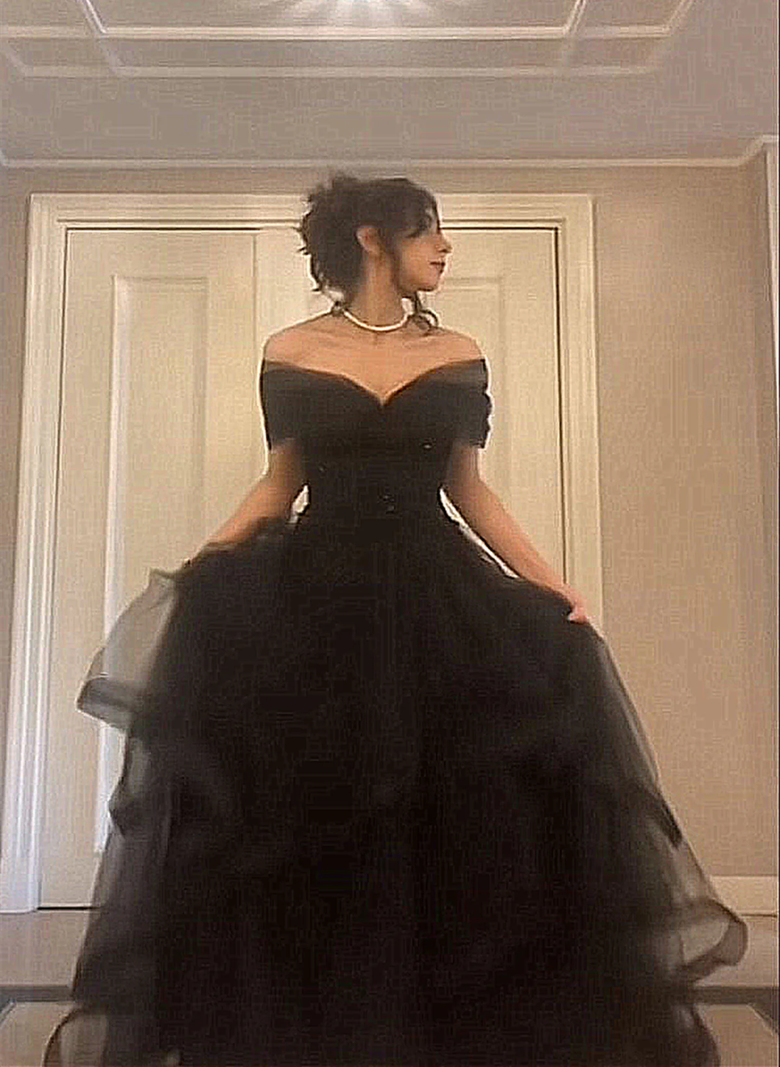 Red Off Shoulder Sweetheart Tulle Long Formal Dress, Red A-line Tulle Prom Dress main image 0