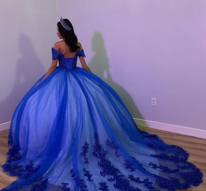 Princess Royal Blue Off The Shoulder Ball Gown Quinceanera Dress For Girls Beaded Appliques Sweet 16 Birthday Party Gowns       fg4794