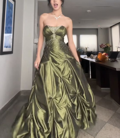 Langes grünes ärmelloses Partykleid aus Satin, formelles Kleid, fg5957