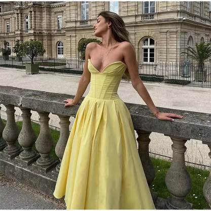 Simple Women strapless pleated maxi dress fashion sexy sleeveless A-line party dress Evening Dress fg6847