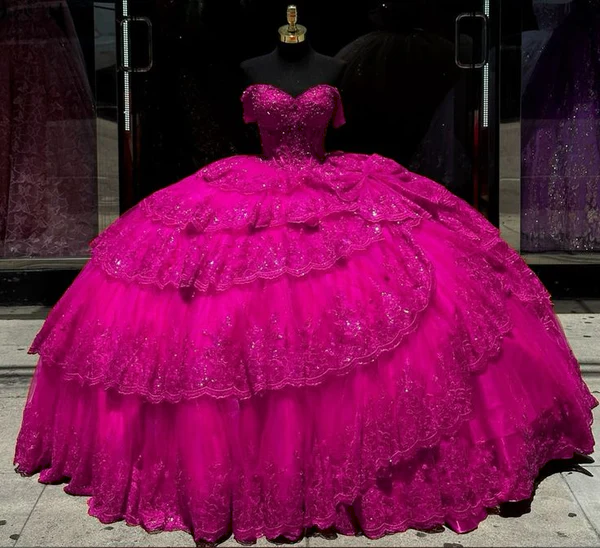 Robe de Quinceanera rouge de luxe avec appliques en dentelle et perles de cristal, robe de bal Sweet 16/15, fg6302