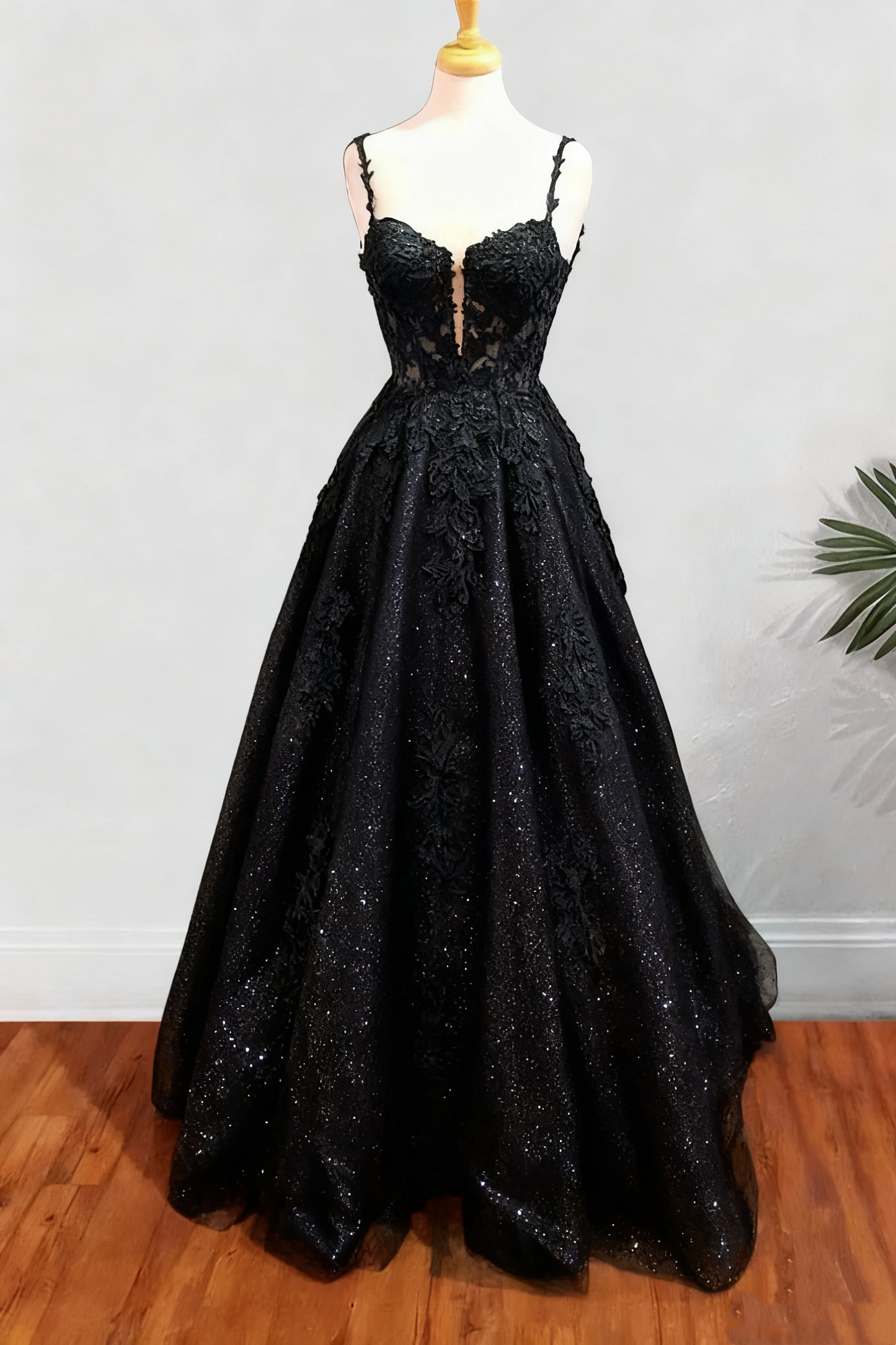 A-line Spaghetti Straps Long/Floor-Length Tulle Prom Dress With Beading Glitter Appliqued       fg6754