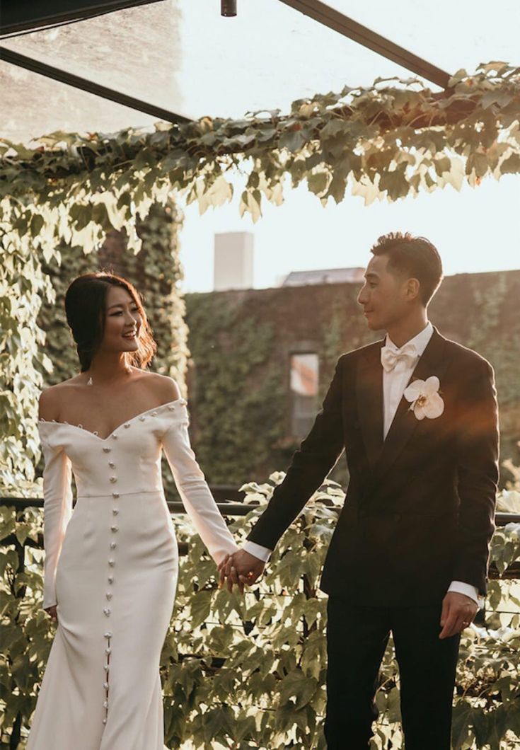 Elegant Off White Unique Wedding Dress Long Bridal Gown   fg7557