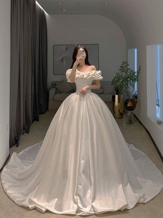 off white wedding dress, ball gown wedding dress    fg2585