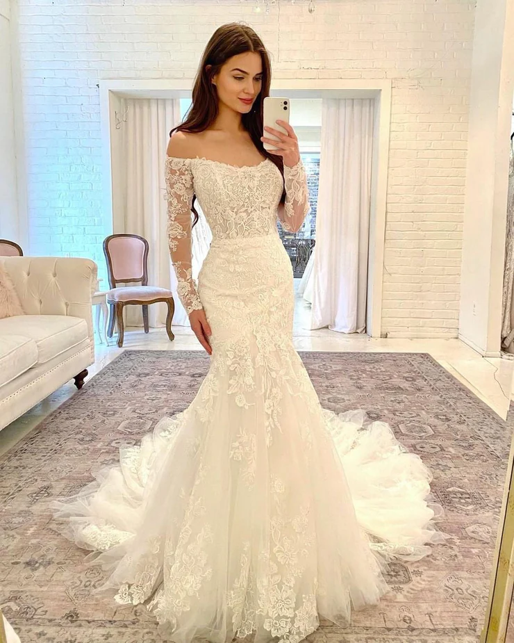 Elegant Mermaid Off the Shoulder Sleeves Lace Wedding Dresses with Appliques        fg2352