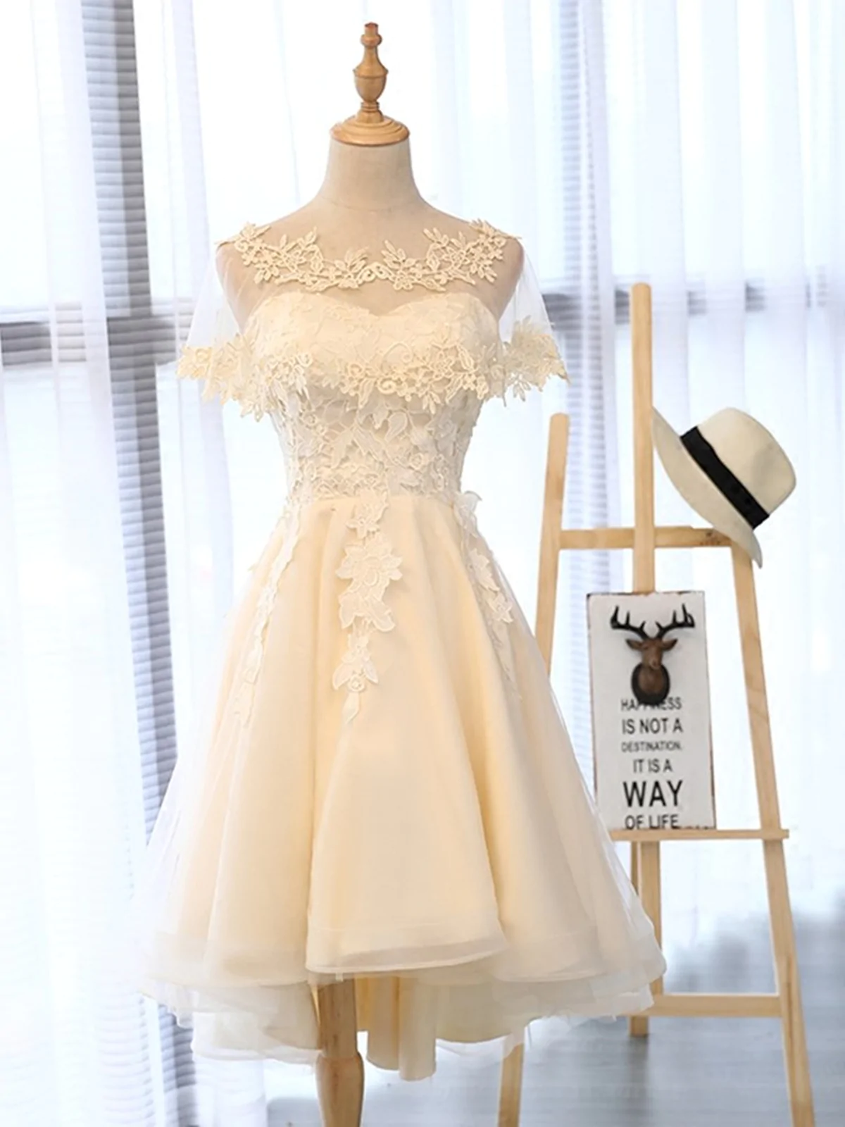 High Low Short Light Champagne Lace Prom Dresses, High Low Light Champ formalgowns High Low Short Light Champagne Lace Prom Dresses, High Low Light Champ formalgowns
