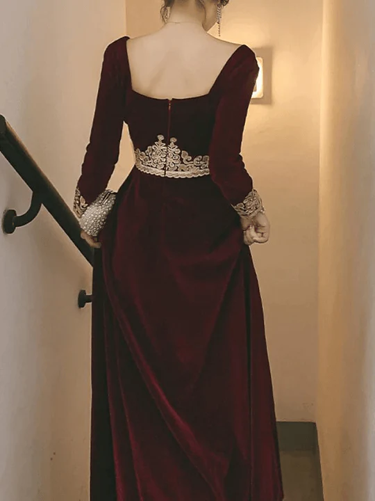 A-Line Scoop Neck Vintage Formal Velvet Evening Dress with Appliques     fg3095