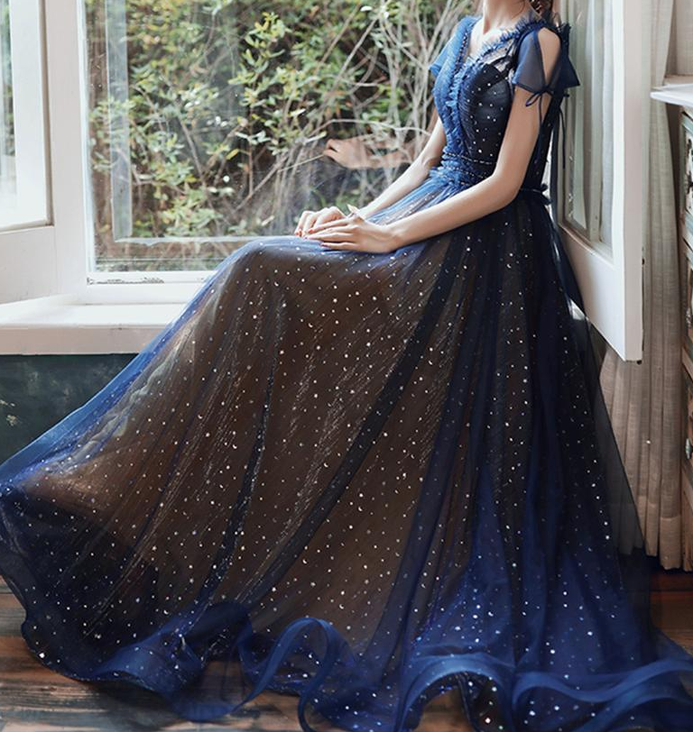 Evening gown sales with stars